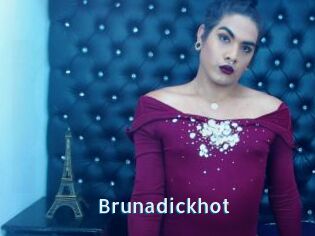 Brunadickhot
