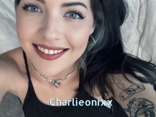 Charlieonixx