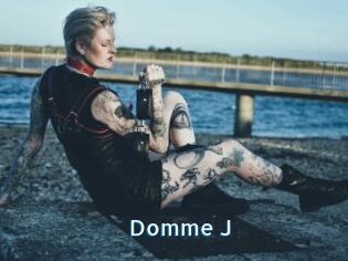 Domme_J