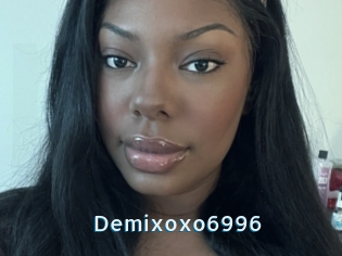 Demixoxo6996