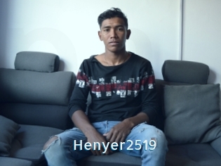 Henyer2519