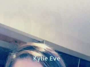 Kylie_Eve