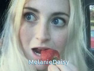 Melanie_Daisy