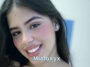 Miafoxyx