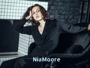 NiaMoore