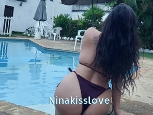 Ninakisslove