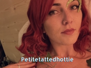 Petitetattedhottie