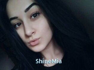 ShineMia