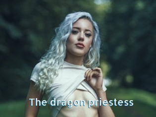 The_dragon_priestess
