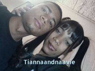 Tiannaandnaavie