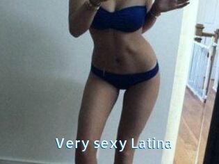 Very_sexy_Latina