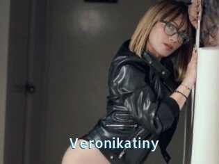 Veronikatiny